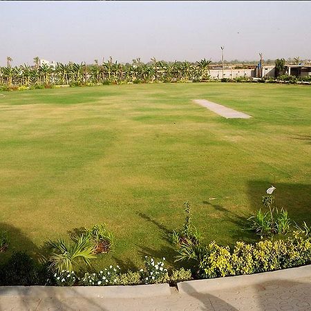 Countryside Chalet Resort Karachi Bagian luar foto